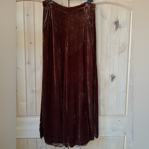 CP Shades Wendy Velvet Pants - Picture 3 of 16